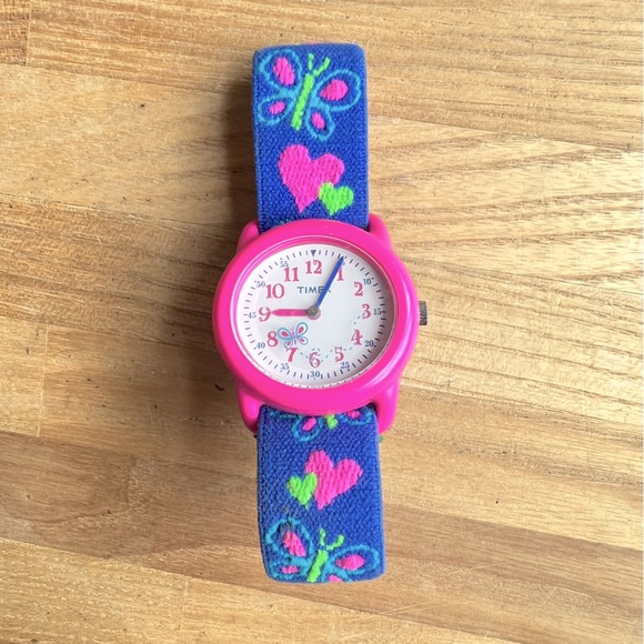 Timex girls butterfly stretch band pink watch NEW BATTERY - Picture 1 of 6